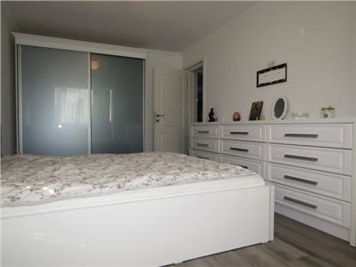 Luxos si Luminos! Inchiriere Apartament 3 camere Ultracentral - Targoviste