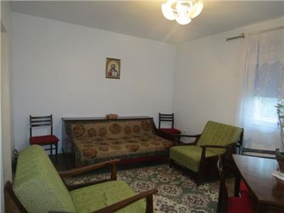 Micro 6 - etaj 1- Zona extraordinara! Apartament cu 3 camere in Targoviste