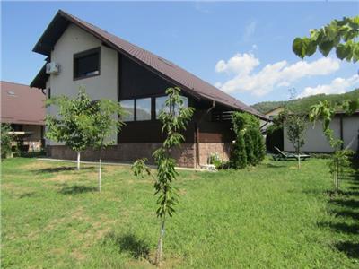 Vanzare Vila Targoviste - ext. nord - Dealul cu Tei.