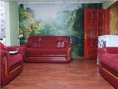 Semidecomandat! Vanzare apartament cu 2 camere in Targoviste- micro 6!