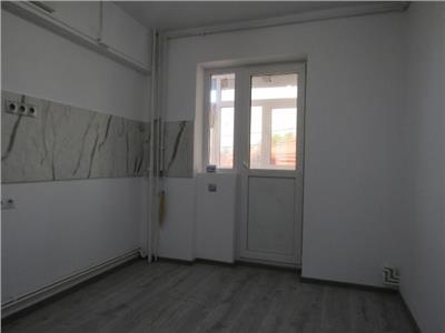 Recent renovat! Vanzare apartament 2 camere in Ploiesti - zona Piata Mihai Viteazul