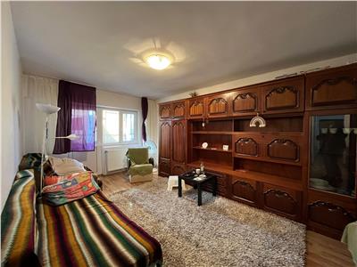 Foarte Spatios! Vanzare apartament 4 camere in Targoviste - Micro 12