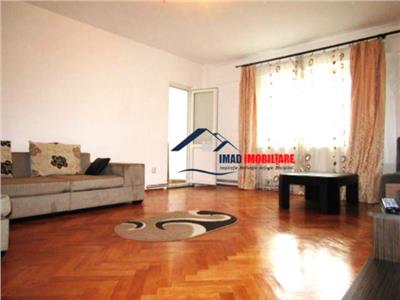 Foarte Spatios! Vanzare Apartament cu 3 camere in Targoviste Calea Bucuresti