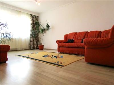 Luminos, zona foarte buna! Inchiriere apartament 3 camere in Targoviste M12
