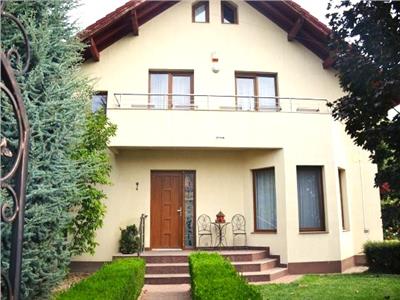 Locatie unica!  Inchiriere Vila superba langa parc, lac si stadionul din Targoviste.